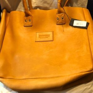 Parker Clay Merkato Signature Tote